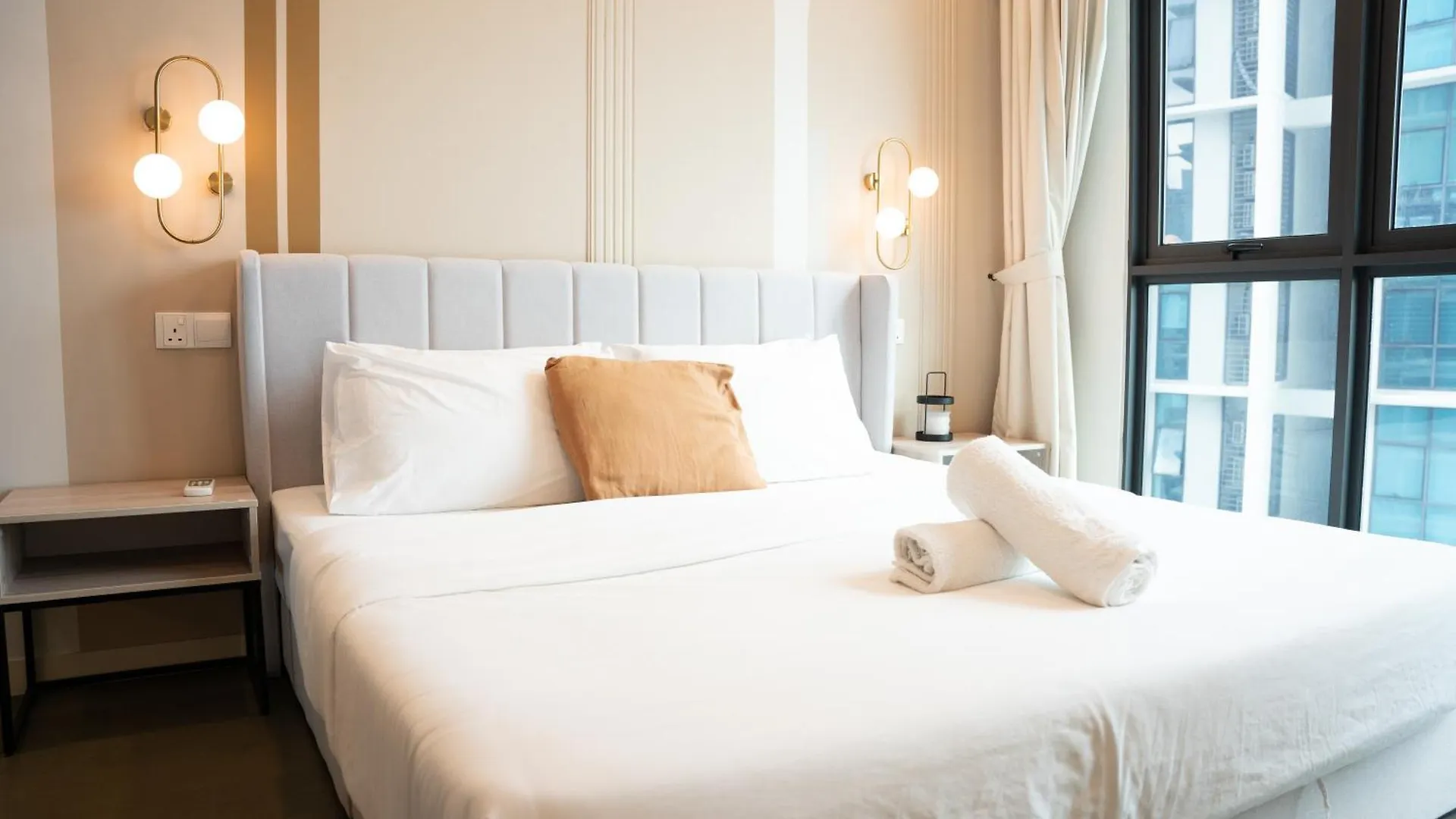 Ooak Suites At Mont Kiara Kuala Lumpur Apartment